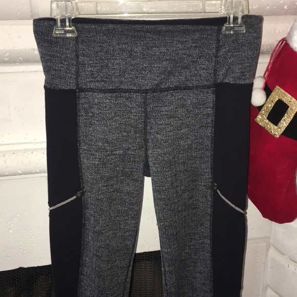 Athleta yoga style stretch pants - Picture 2 of 7